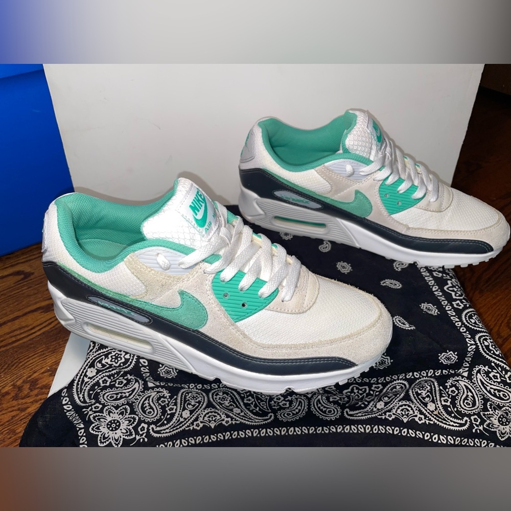 Size 10 - Nike Air Max 90 Spring Green